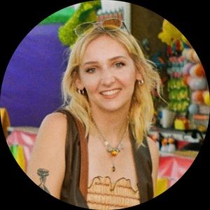 Meet your Posher, Elena